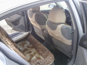 легковой автомобиль Ниссан Алтима