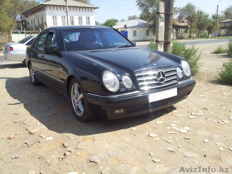 мерседес в идеальном состоянии, без царапин , не требует вложений - Изображение #3, Объявление #736296