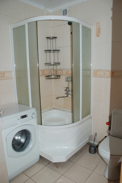 сдам 2-х комнатную квартиру в центре Атырау на долгий срок - Изображение #7, Объявление #1727303