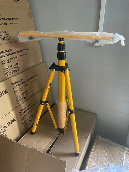 Продается штатив для светодиодных прожекторов - Изображение #2, Объявление #1733417